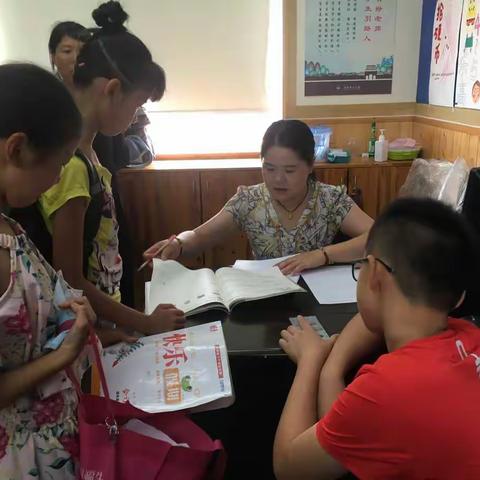 家校联动，携手育人 ——记沟溪中心小学2019学年暑期作业校访活动