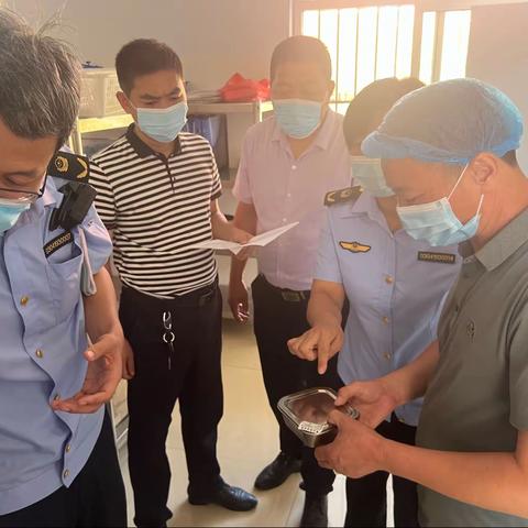 “守好开学第一餐”，新区市场监管局开展校园食品安全抽检
