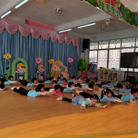 广州市番禺区石岗东幼儿园小级舞蹈班