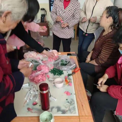 学习“插花技术丰富农村美好生活”活动