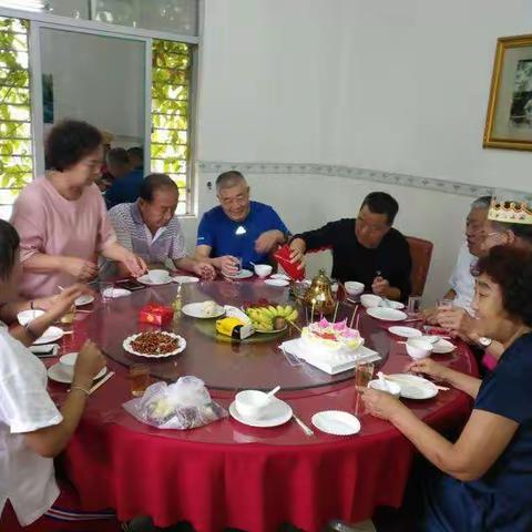 祝沈海书记生日快乐