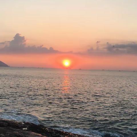 海上曰出