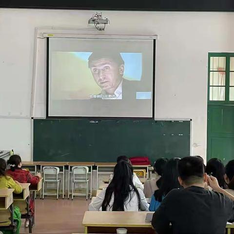 用形展示    让神传递 ——金秀瑶族自治县民族小学综合组教研活动