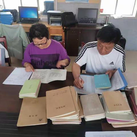 高显联合小学读书笔记教学常规检查