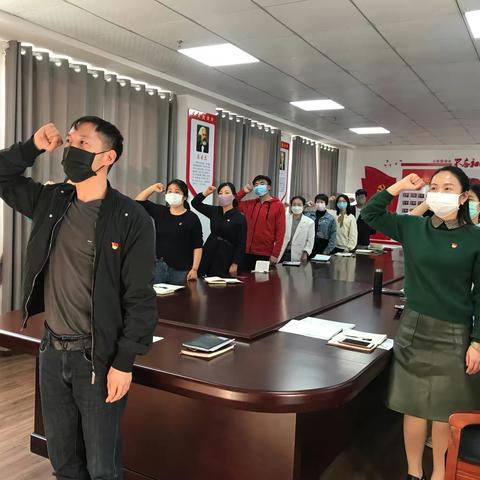 致敬抗疫英雄——油竹实验小学第一党支部开展四月份主题党日活动