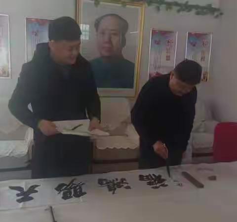 原北京军区茌良芹大校一行到访晋城市山东商会