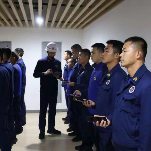 龙岗大队督察组深入龙岗特勤消防救援站开展督导检查工作
