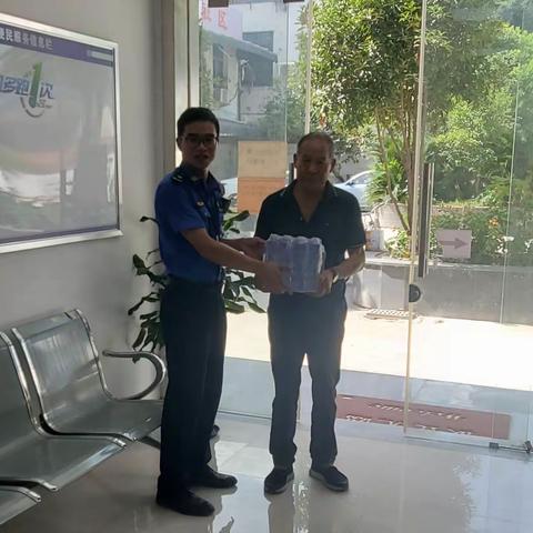 【仰义中队】夏日炎炎，收到一份清凉