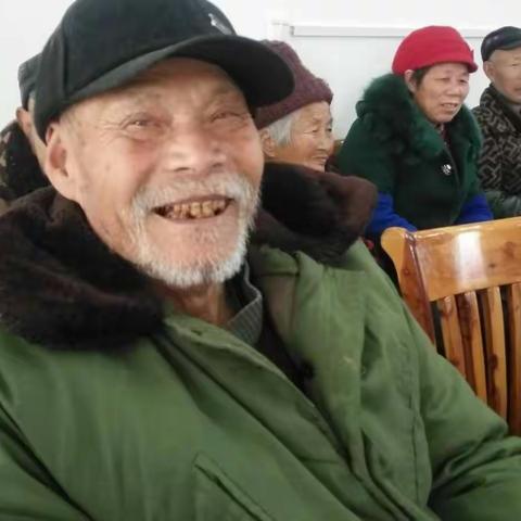 红红火火热闹年，文艺活动下基层。