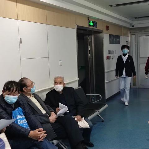 关爱退役军人 体检暖慰人心---张庄路街道服务保障优抚对象进行体检