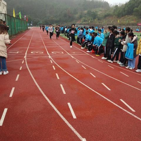 张溪中学2020-2021学年度“特项运动会”纪实