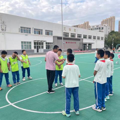 “青春无畏，逐梦篮途”银川市第四中学校园班级篮球联赛圆满落幕！