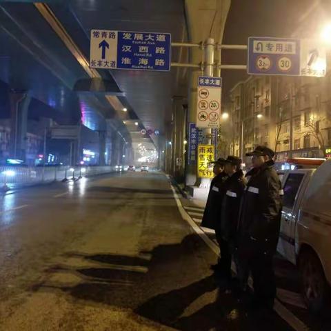 1.11治超夜间执法