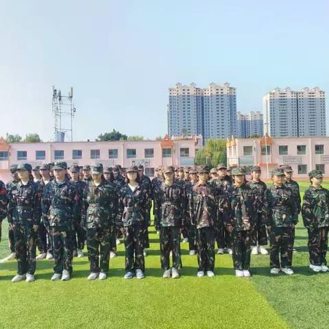 强我体魄，筑我风骨—376班军训纪实