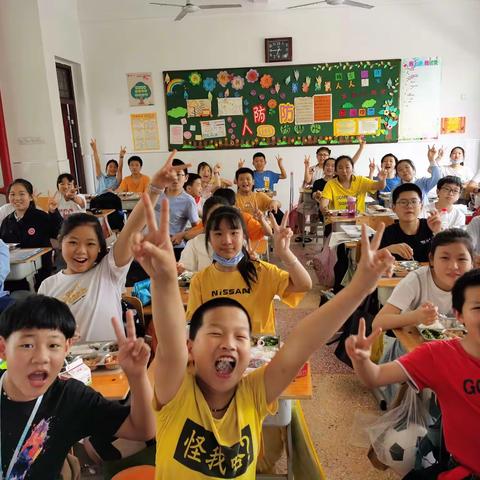 最美，不过遇见你们。再见，我们的小学