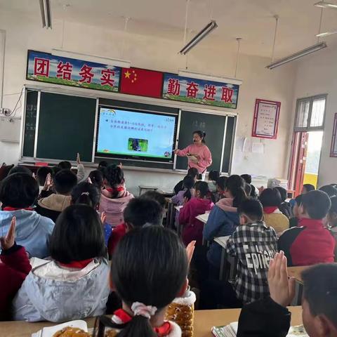 春浓青欲滴，教研绽芳华——熊寨中心小学开展第三周教研活动