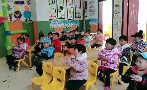 抗击疫情    从我做起      勤洗手——盘安镇中心幼儿园中二班主题教育活动