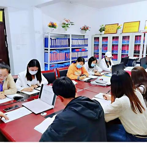 跟岗学习促发展 . 笃行致远共成长——幼教五组教师跟岗培训返园二次培训