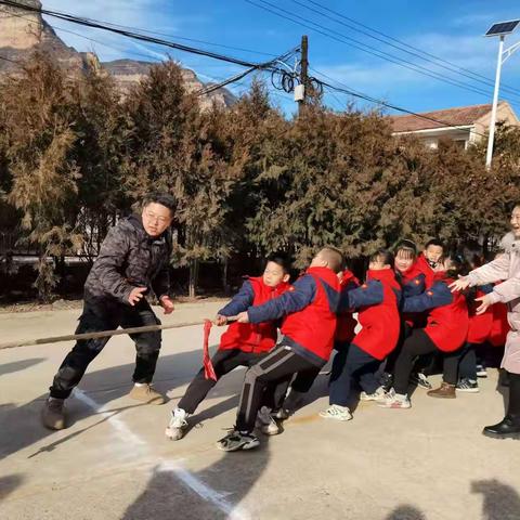 展我青春放飞梦想，砥砺前行共筑辉煌---芹泉学校庆元旦系列活动