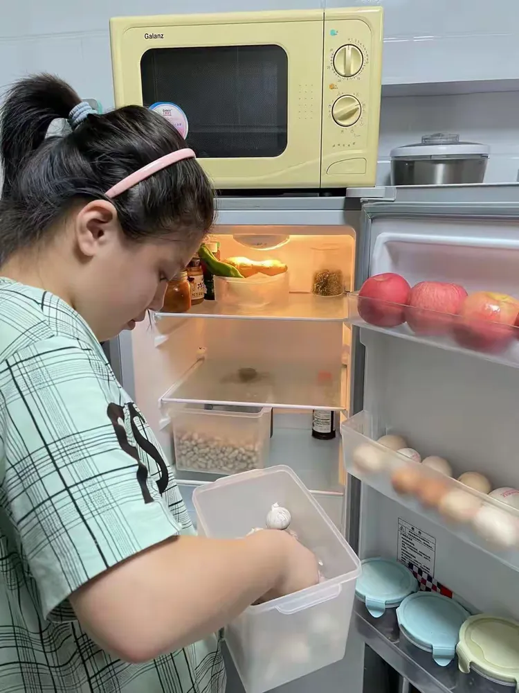 有条有理实小娃——冰箱整理大行动