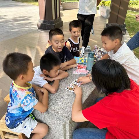 共读、共享、共同成长——亚小一年2班天峯B组读书会（第五期）