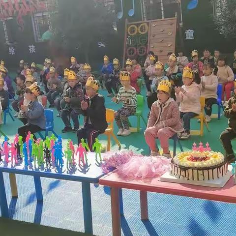 葛庄幼儿园——“集体生日会～温情暖人心”