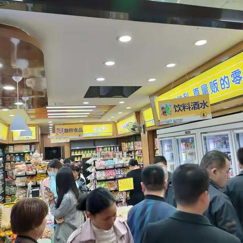 休闲食品加盟 哪家好，快来加盟趣吃汇吧！