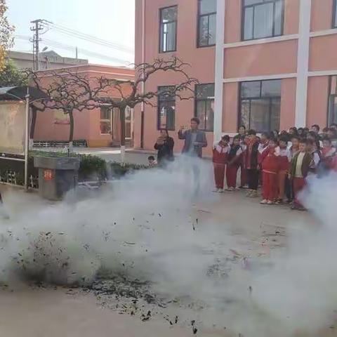 朱田镇由吾小学2020年秋季消防安全演练