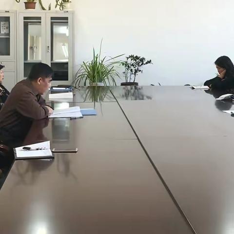 地区城市建设投资服务中心迅速贯彻落实地区"两会”精神