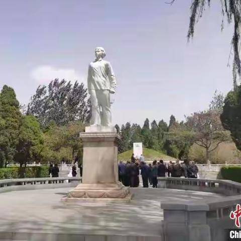 游红色基地  学胡兰精神——英雄街初中清明节祭奠英烈活动