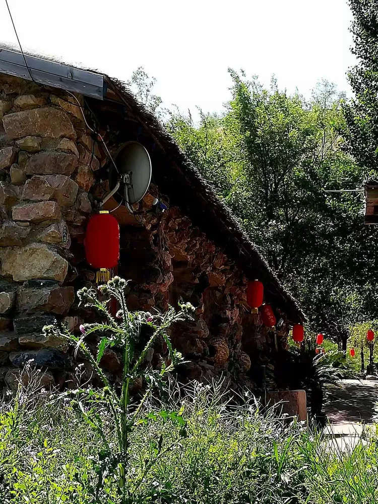 游三块石好客山庄