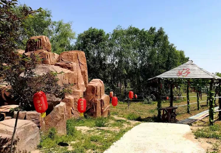 游三块石好客山庄