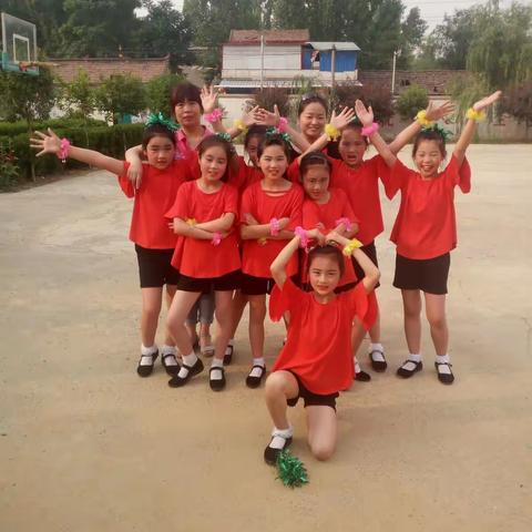 米庄小学庆‘六一‘’’节目