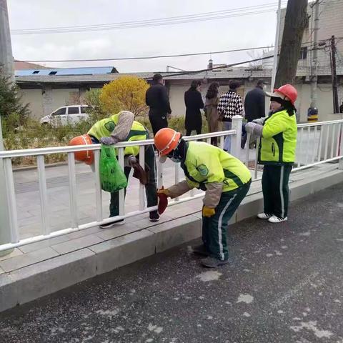 城市环境大清洗 靓丽新颜迎“五一”