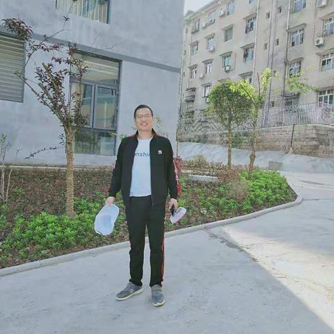 清明时节游垫江华夏牡丹园