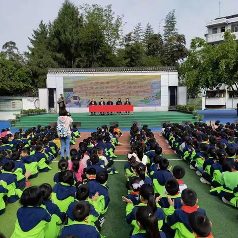 “守护健康•从齿做起”主题科普宣传和涂氟防龋义诊活动在新立小学启动