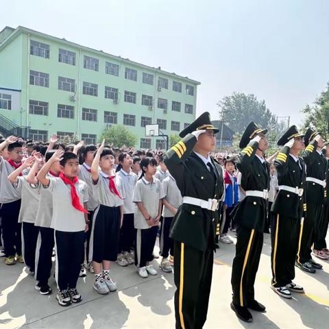 【术仁国学】“学会感恩，与爱同行”主题升旗仪式