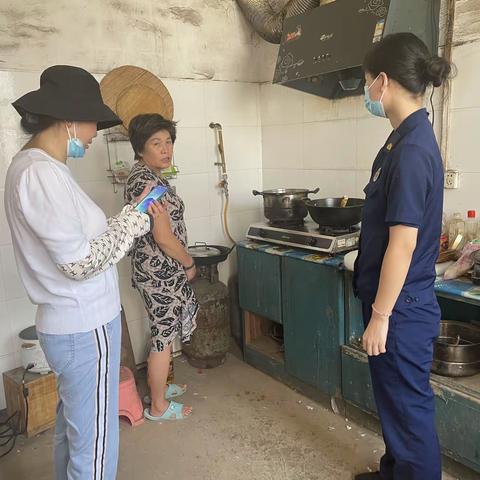 阴阳赵镇开展隐患排查整治筑牢液化气安全底线