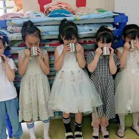 金贝贝幼儿园果果三班精彩花絮