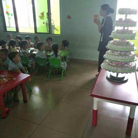 忘不了童年的欢笑，忘不了儿时的趣闻，那里承载着永恒的记忆，美好的回忆！六一儿童节快乐，愿你每天开心快乐