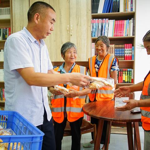 德瑞送温暖 建伟情意重