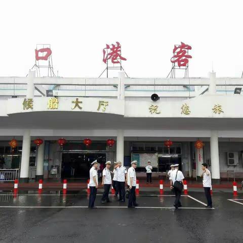 支援海口"创文"工作--省市区卫生监督部门联合对海口市窗口单位开展卫生监督检查