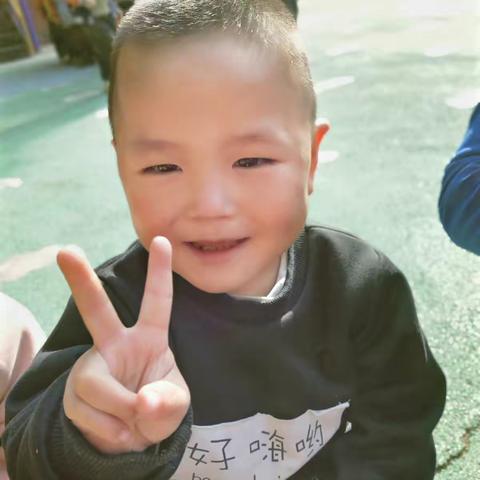 怡诺千金的美篇《新华教育代召幼儿园》小一班，十一月份第二周精彩掠影🎬🎬🎬