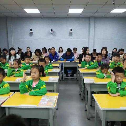 新聘教师展风采    同伴互助促成长——宝塔区东关小学教研活动（四）