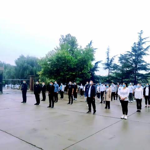 检测站、开发公司共同举行“迎国庆、升国旗”仪式