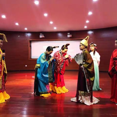 诵经典文学，扮传奇人物 (晓一中队六一特辑)