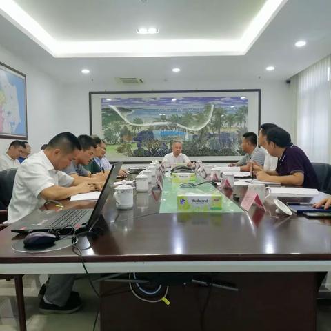 丁晖市长主持召开专题会议研究推进椰海大道改造工程