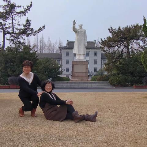 大学老同学    2023、2、19