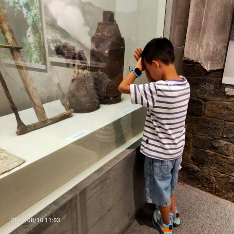 传承红色基因，争做时代新人