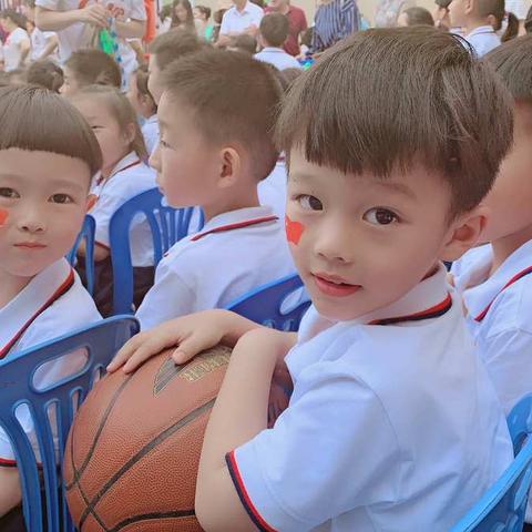 庆六一班操比赛